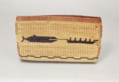 Cesta Nootka representando uma cena baleeira, da Costa Noroeste (fibra tecida) de American School