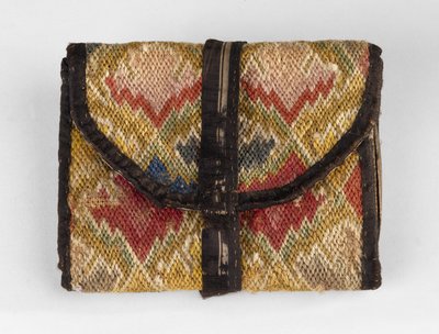 Livro de bolso, c. 1750-1800 (lã, linho, seda e buckram) de American School