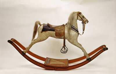 Cavalo de balanço (madeira e couro) de American School