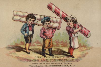 Três meninos carregando confeitaria de American School