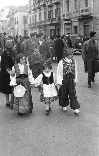 CARNAVAL EM CROTONE, Crotone de Ando Gilardi