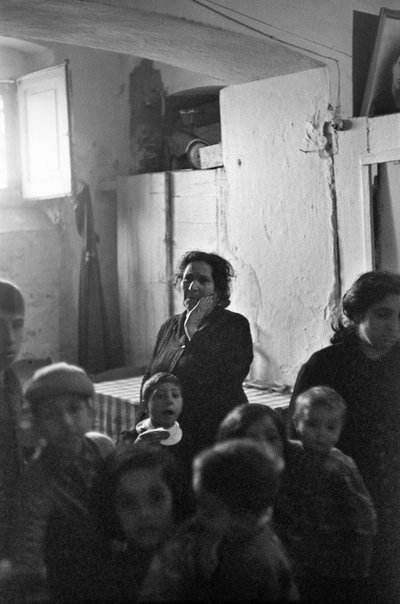 CROTONE - CASA DE UM PORTMAN de Ando Gilardi