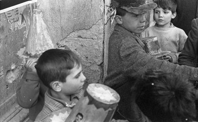 CHAPÉUS DE PAPEL PARA CRIANÇAS, Crotone de Ando Gilardi