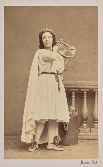 Retrato da cantora e compositora Pauline Viardot 1821-1910, 1862. de Andre Adolphe Eugene Disderi