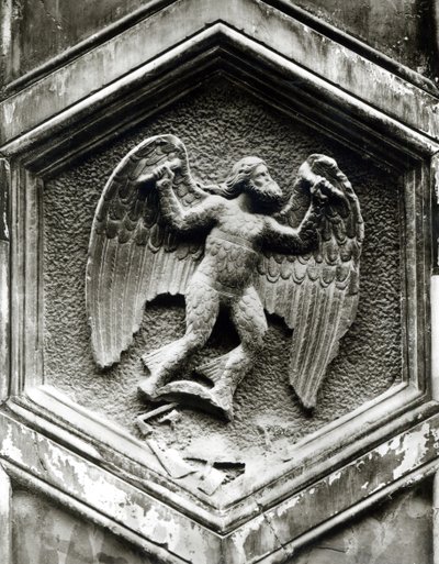 Daedalus, relevo decorativo do Campanile, Florença, c.1348-50 (mármore) (foto a p/b) (ver também 103681) de Andrea Pisano
