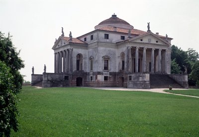Vista da villa Almerico-Capra conhecida como a Rotonda feita pelo arquitecto italiano Andrea Palladio (1508-1580) em 1567-1570 e concluída por Vincenzo Scamozzi (1552-1616) em 1591, Vicenza, Itália (Vista da villa Almerico Capra ou La rotonda por Andrea Pa de Andrea and Scamozzi Vincenzo Palladio