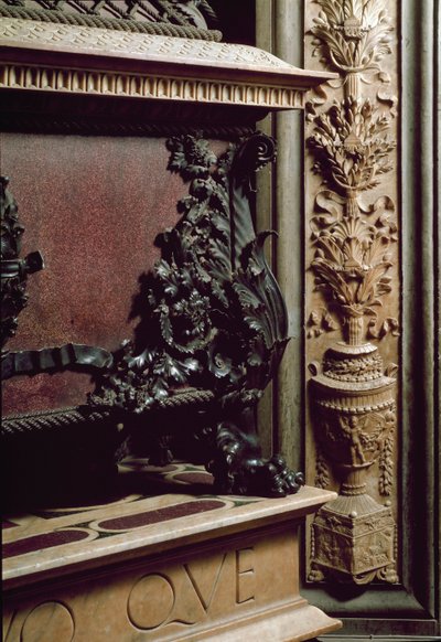 Monumento funerário de Piero e Giovanni de Medici, filho de Cosimo de Medici, o primeiro. Escultura de Andrea del Verrocchio