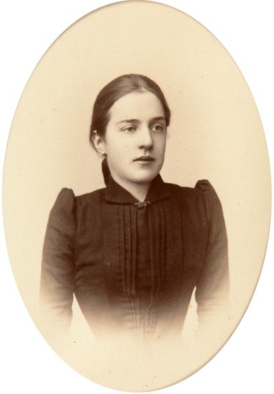 Alexandra Treugut, c1888-c1892 de Andrei Deniere