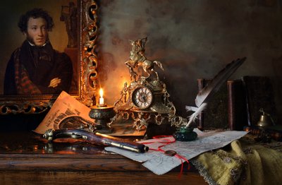 Secretária Literária à Luz de Velas de Andrey Morozov