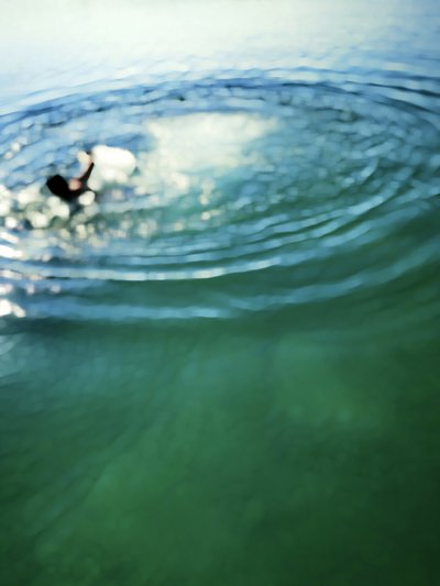 Surfista debaixo de água de Angelo Cerantola