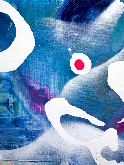 Formas azuis vibrantes de Anna Viklund