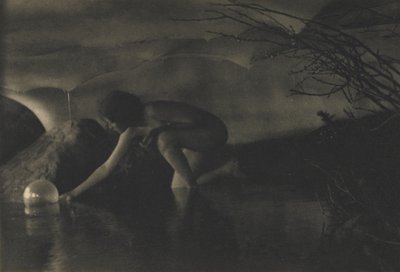 A Bolha (fotogravura) de Anne W. Brigman