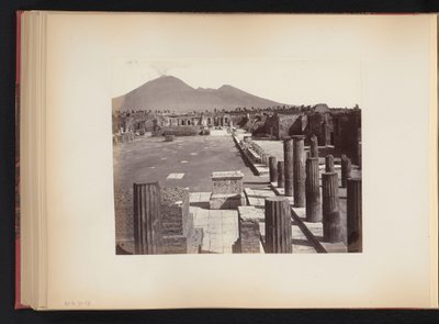 Vista da Piazza del Foro em Pompeia, Itália de Anonymous