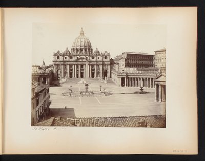 Vista da Praça de São Pedro e São Pedro em Roma, Itália São Pedro. Roma (título no objeto) de Anonymous