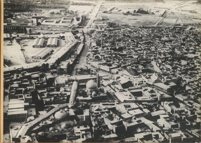 Cidade (presumivelmente) do Médio Oriente, vista do ar de Anonymous