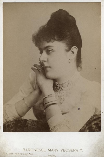 Baronesa Mary Vetsera (1871-1889), Anónima de Anonymous Anonymous