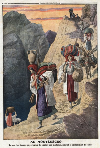 Primeira Guerra dos Balcãs: Mulheres montenegrinas atravessam as montanhas a pé para garantir o fornecimento de armas. Ilustração retirada do "Le Petite Journal" 17/11/1912 Colecção privada. de Anonymous Anonymous