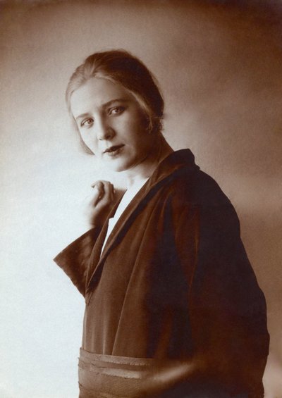 Izabella Danilovna Yurieva (1899-2000), Anónima de Anonymous Anonymous