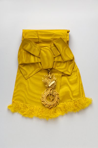 Tailândia - Ordem da Casa Real de Chakri: crachá dourado - início do século XX de Anonymous Anonymous