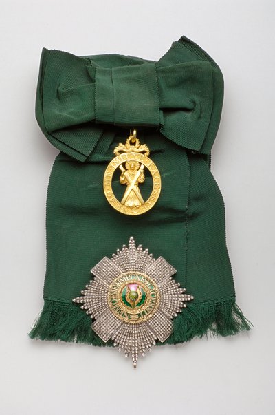 Reino Unido - Order of the Thistle - Top: Crachá, modelo de receita, feito por John James Eddington (Londres) de Anonymous Anonymous