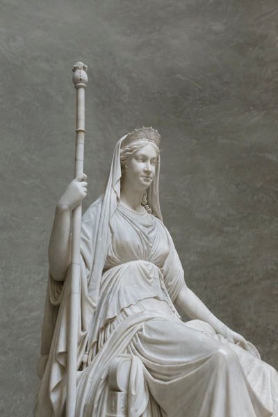 Maria Luísa de Habsburgo personificando a Concórdia de Antonio Canova