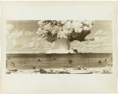 Teste de bomba atômica durante a Operação Crossroads Teste atômico chamado 