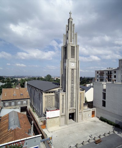 Vista geral da Igreja de Notre Dame de Le Raincy (Seine saint Denis) 1923 (foto) de Auguste Perret