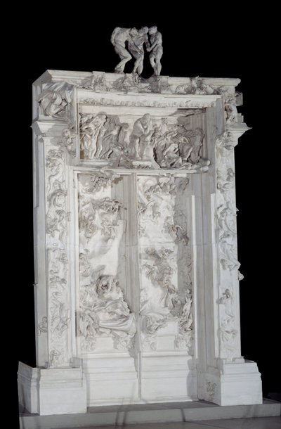 A porta para o inferno. O alto relevo em gesso supera o grupo das sombras. de Auguste Rodin