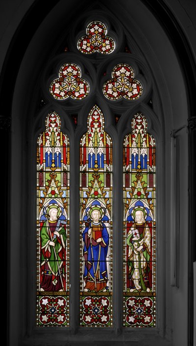 São Tomás, São Tiago, o Grande, e São Tiago, o Menos, 1849 (vitral) de Augustus Welby Northmore Pugin
