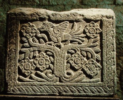 Águia devorando uma cobra (pedra) de Aztec Aztec