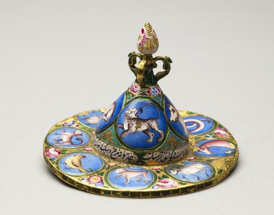 Tigela com tampa, pires e colher com decoração astrológica, início do século XIX de Baqir