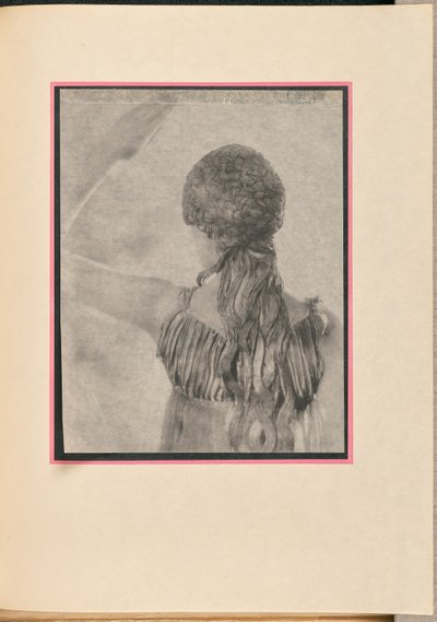 [Dançarina como uma ninfa, vista por trás]. de Baron Adolf De Meyer