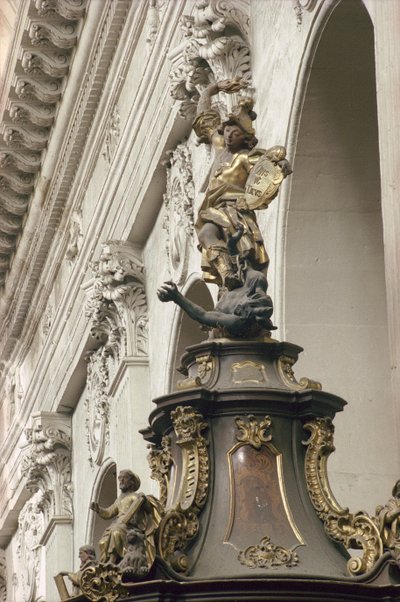 Púlpito, também chamado de Púlpito da verdade, detalhe: São Miguel e o dragão, 1749 (dourado, madeira e marchetaria) (ver também 252679 e 252681) de Bavarian school