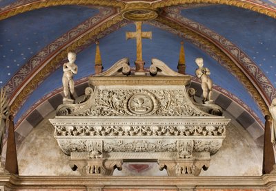Cripta, Arca dos Santos Marcelino e Pedro Exorcista, Sarcófago com estátuas de São Marcelino e São Pedro Exorcista, Benedetto Briosco 1506-08 de Benedetto Briosco