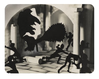 Números Fantásticos, possivelmente anos 20 (impressão em prata gelatina) de Bernard Alfieri