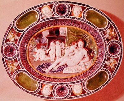 Placa oval representando uma fêmea representando fertilidade (faiança) de Bernard Palissy