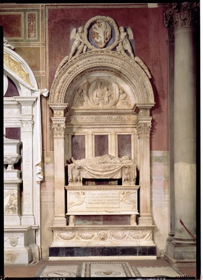 Túmulo de Leonardo Bruni (1369-144) 1446-50 (mármore) de Bernardo Rossellino