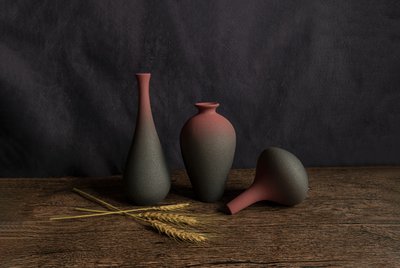 Natureza morta com vasos de barro de Betty Liu