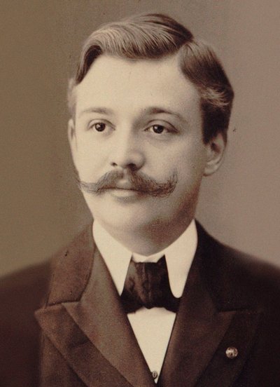 Retrato do violinista e compositor Henri Marteau 1874-1934. de Breslau . Photo studio N. Raschkow