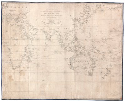 Aos oficiais ao serviço da honorável Companhia das Índias Orientais, esta carta de esboço destinada a ser utilizada para marcar a rota de um navio é muito respeitosamente dedicada por W. Heather Uma nova edição de 1830 revista e corrigida por J. W. Norie de British School
