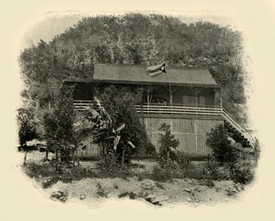Sede cubana em Daiquiri, guerra hispano-americana, junho de 1898, 1899. de Burr McIntosh