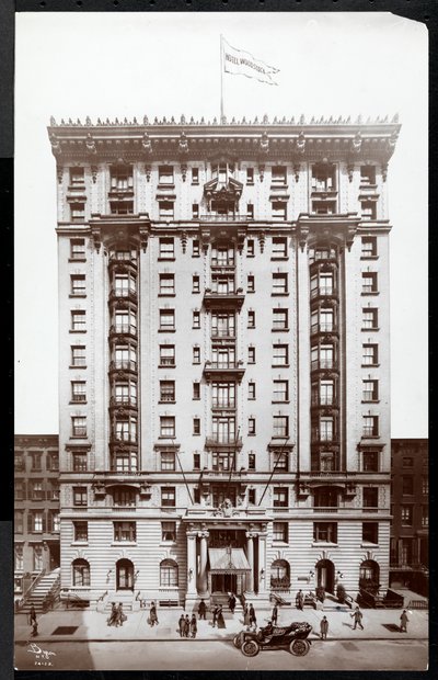 Hotel Woodstock em 127 West 43rd Street, Nova York, 1907 (impressão em gelatina de prata) de Byron Company