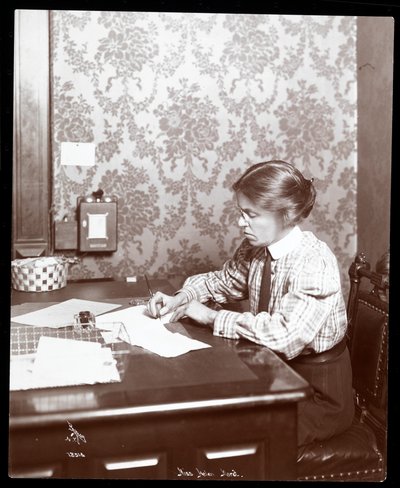 Senhorita Helen Marot, 1904 (impressão de gelatina de prata) de Byron Company