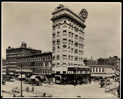O Pabst Hotel, 42nd Street, Broadway e 7th Avenue, Nova York, 1919 (impressão em gelatina de prata) de Byron Company