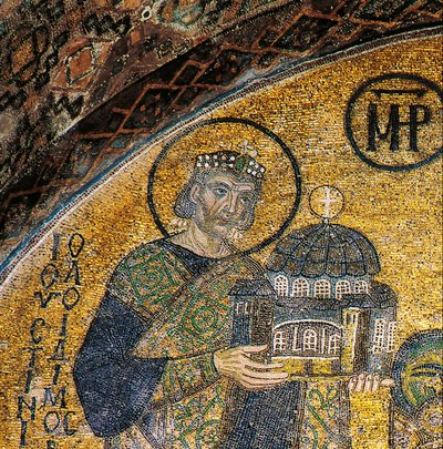 Imperador Justiniano apresenta Hagia Sofia à Virgem e à Criança (mosaico) de Byzantine