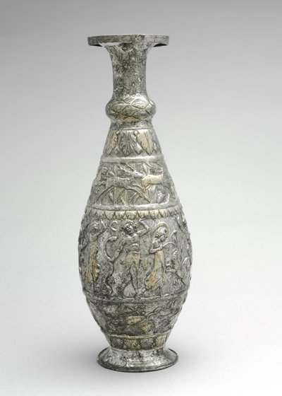 Ewer (jarro) com cenas de jogo, frutos do mar e vinho, final dos anos 300 (prata com vestígios de dourado) de Byzantine