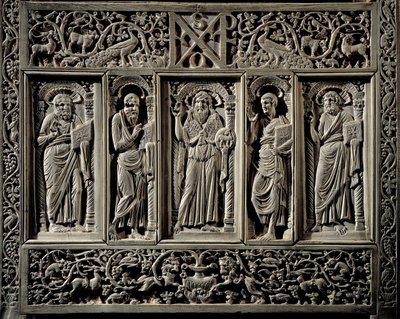 Arte Bizantina: "São João Batista e os Quatro Evangelistas" detalhe inferior da Cátedra da Eveque de Ravenna Maximien (546-554) trono episcopal (cathedra) em marfim, provavelmente realiza um Constantinopla Ravenna, Museo Arcivescovile (arte bizantina de Byzantine School