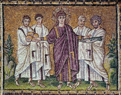 Arte bizantina: Mosaico do século VI "A multiplicação dos pães e dos peixes". Basílica de Santo Apolinário, o Nove, de Ravena (Sant