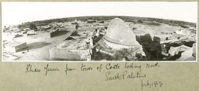 Khan Yunis da torre do castelo, Palestina do Sul, julho de 1917 de Capt. Arthur Rhodes