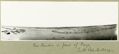 Nossas trincheiras na frente de Gaza, outubro de 1917 de Capt. Arthur Rhodes